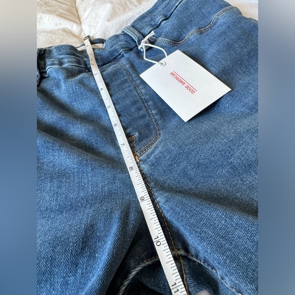 GOOD AMERICAN Power Stretch Pull-On Flare Jeans - Indigo              Size L - Picture 7 of 8